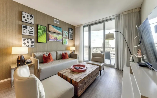 Luxe Condo w/ Hallandale Beach Oceanfront View!