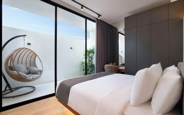 The Oasis II Townhouses by BREIG