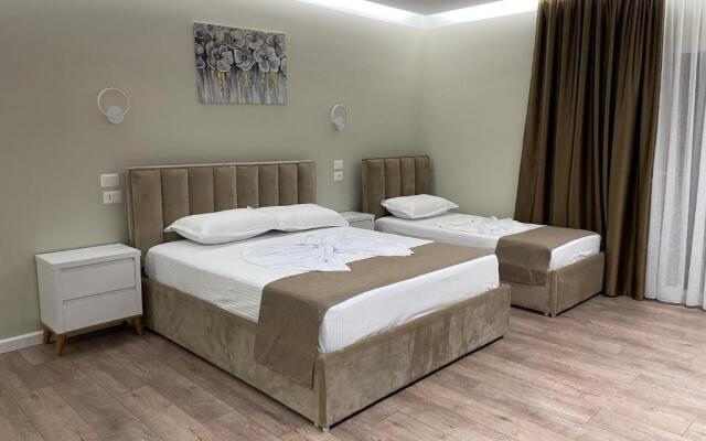 Adria Hotel