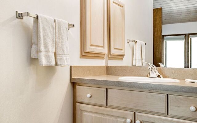 Woodbridge Condos by Snowmass Vacations