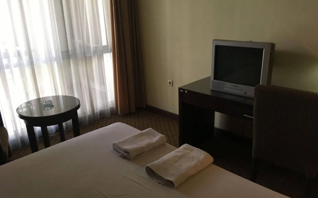 Hotel Perdana Wisata