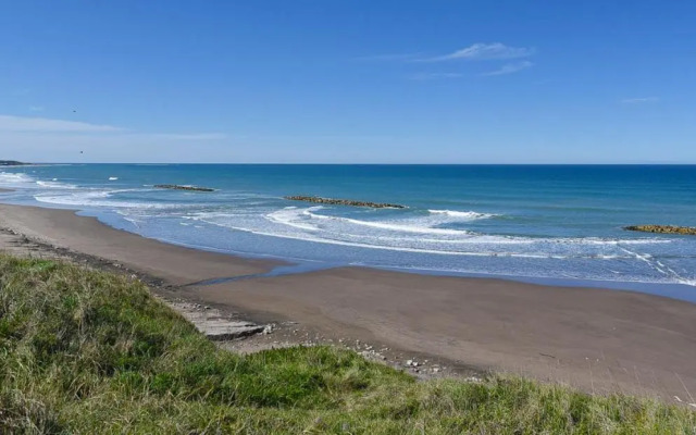 Casa Barrio Acantilados proxima al mar