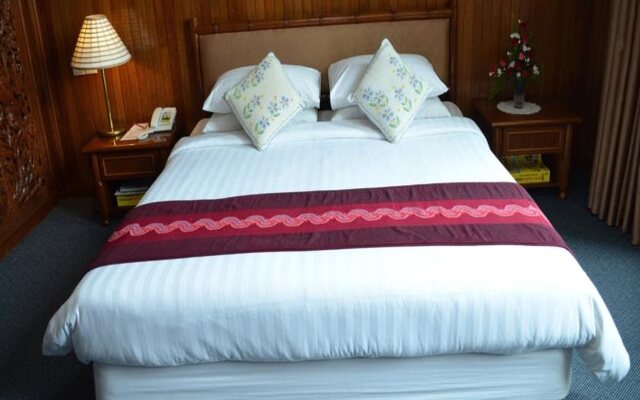 Mya Yeik Nyo Royal Hotel