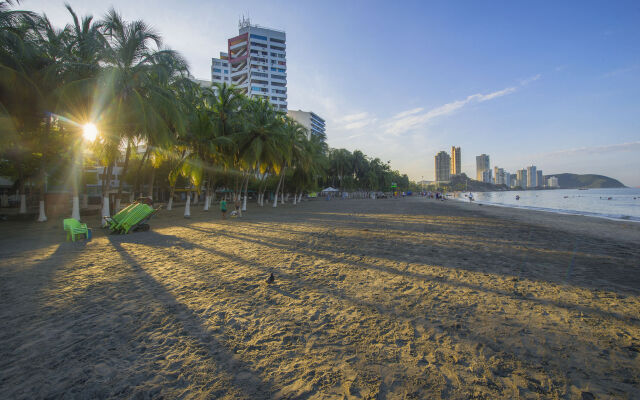 Hotel Portobahia