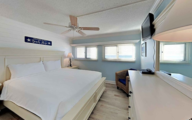 Beach House #302A by Southern Vacation Rentals