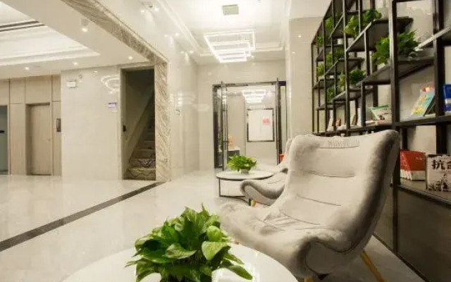 Mingxiang Hotel
