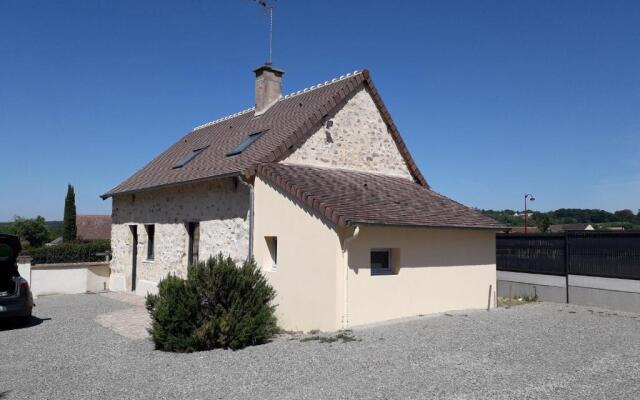 Gîte Neufchâtel-en-Saosnois, 3 pièces, 6 personnes - FR-1-410-299