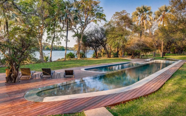 Palm River Hotel