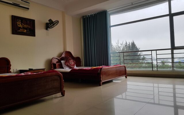 Bay View Hotel