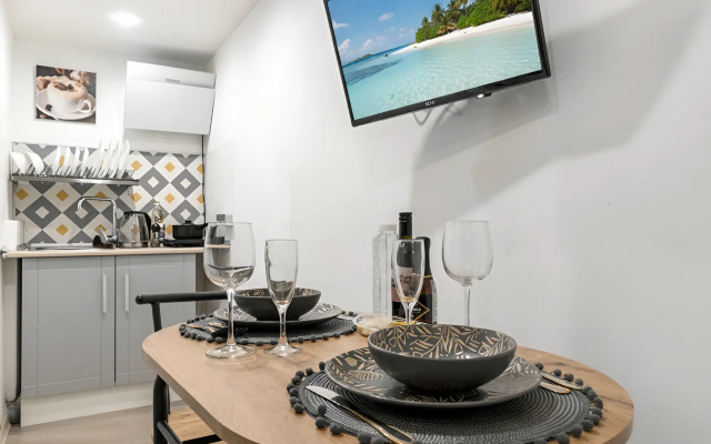 Good Room Guru (Гуд Рум Гуру) на улице Земляной вал