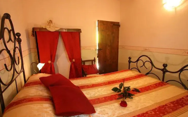 Marche Holiday - Borgo San Martino