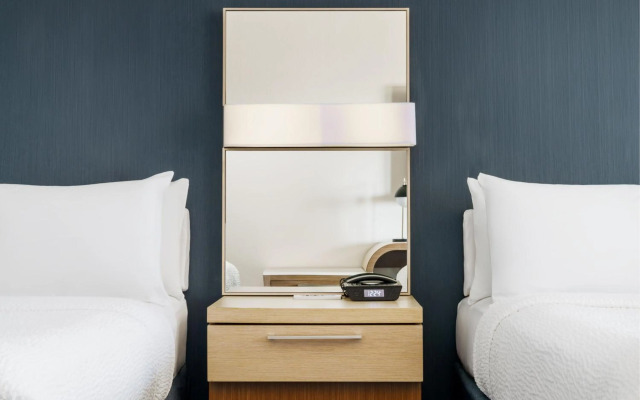 Courtyard Phoenix Mesa Gateway Airport