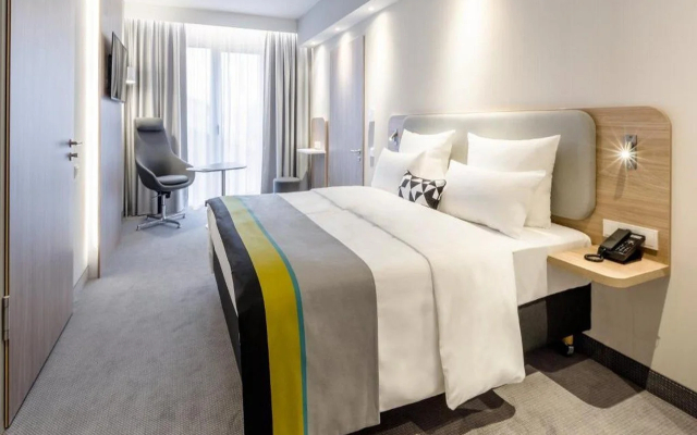 Holiday Inn Express Wuppertal - Hauptbahnhof by IHG