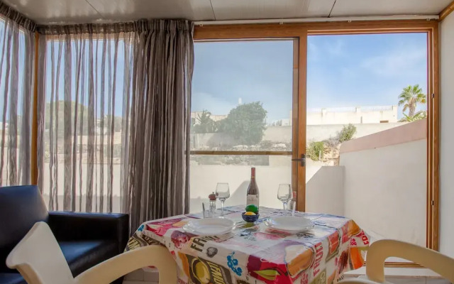 Pool and Sea, Penthouse Merill Apart 7