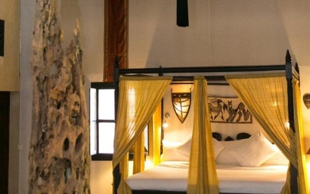 Lodge K Hotel & Spa