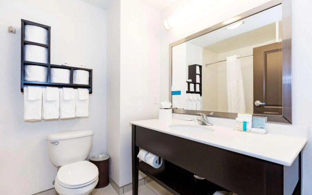 Hampton Inn and Suites Sandusky Milan