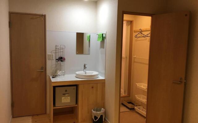 Osaka Guesthouse SAYURI TENGACHAYA Ekimae