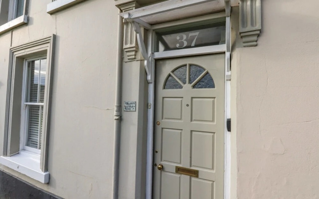 Shipwrights Cottage