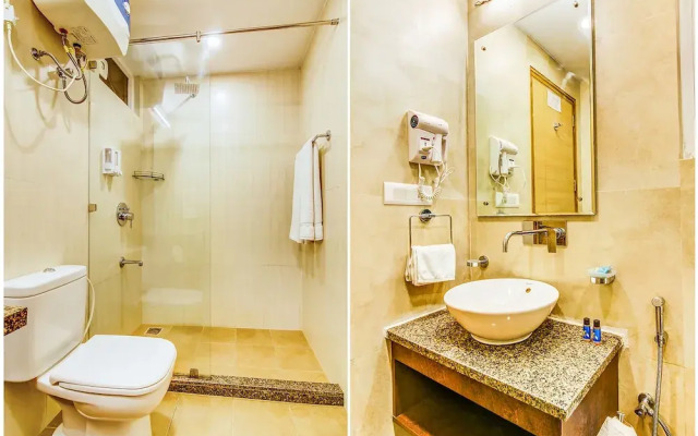 FabHotel Veera Strand Park