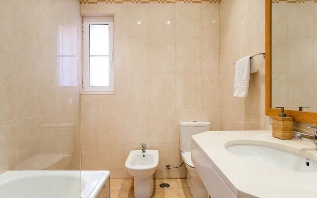 Fernando Pessoa Apartment Rentexperience