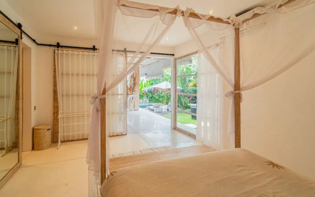 Kokomo Villas by Aayan – Guest Rooms – Kerobokan Kelod