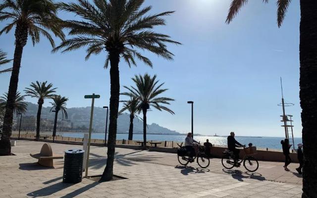 Acogedor Apartamento En Roses - 50m Playa - WIFI - Aire Acondicionado