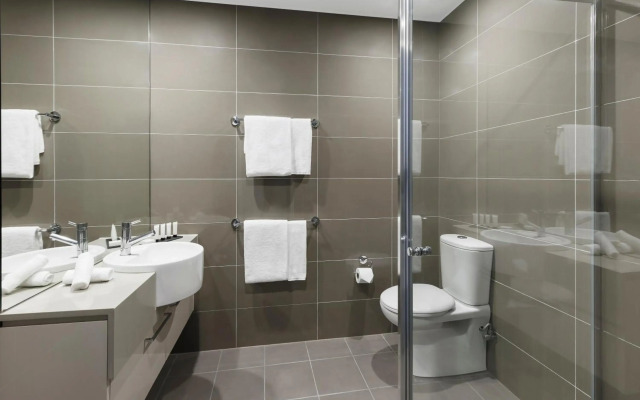Holiday Inn & Suites Sydney Bondi Junction by IHG