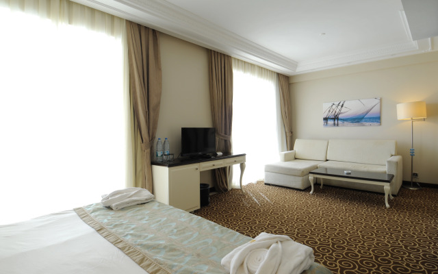 Goldcity Hotel
