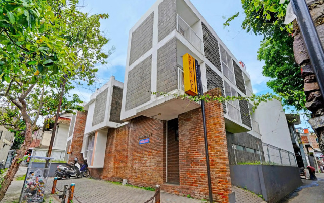 Super OYO 2190 Alamanda 7 Syariah