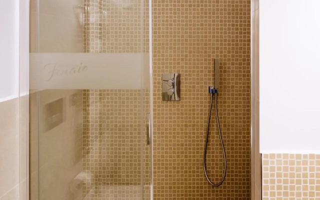 Faro di Punta Fenaio