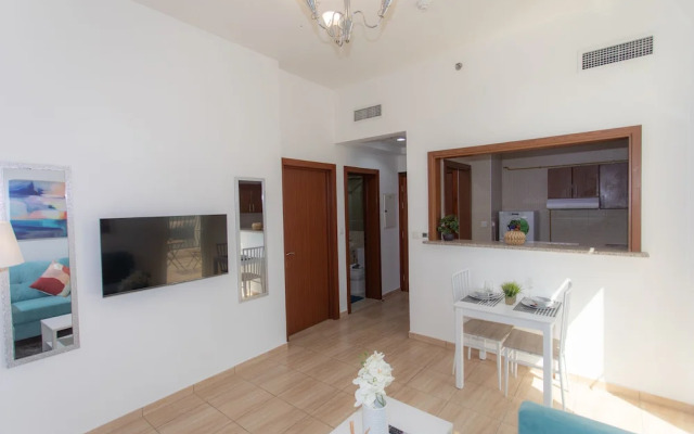 Stylish flat aerial view & pool