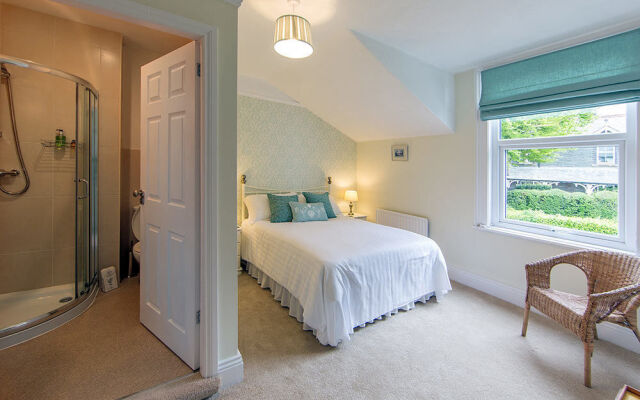 Woodside Guest House