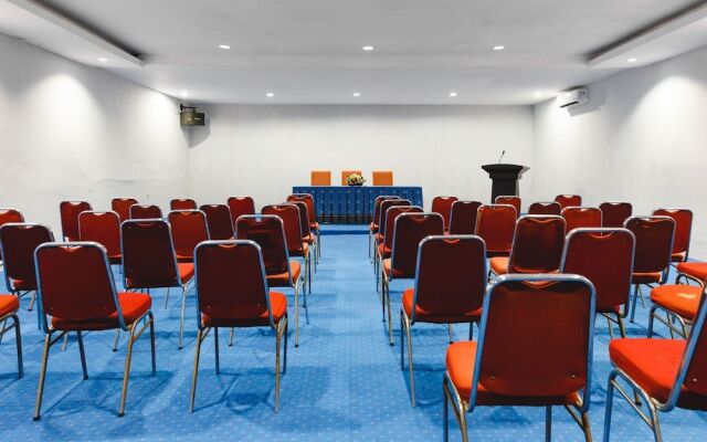 Capital O 2009 Hotel Charisma Marine