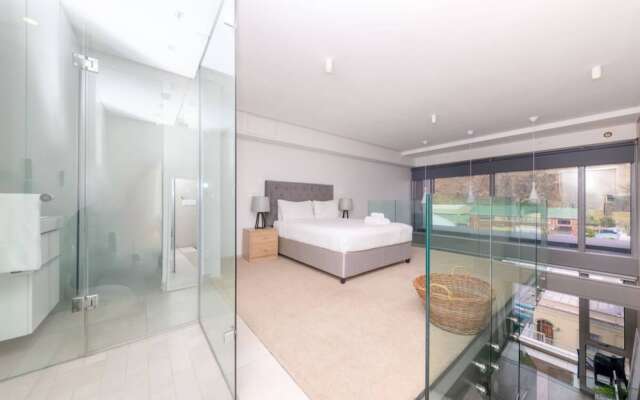 Plush Loft Apartment With Signal Hill View