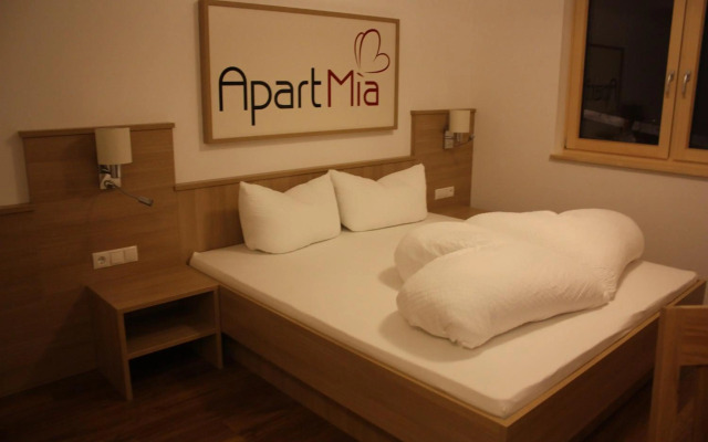Apart Mia