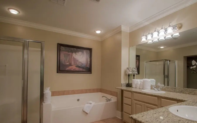 Legacy I 1306 Penthouse