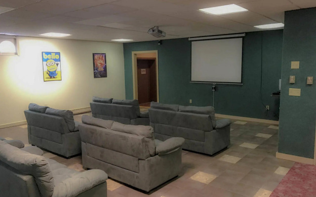 Carriage House Country Club