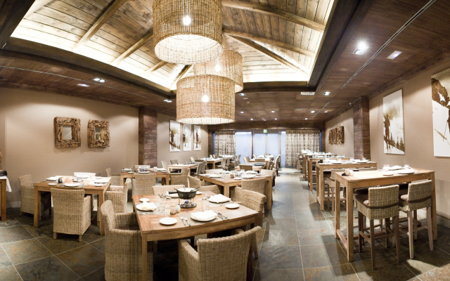 Hotel Val De Neu