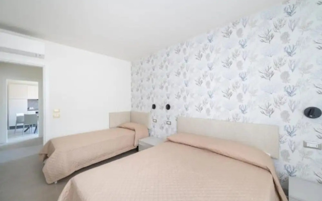 Newly Renovated Modern two Room Apartment