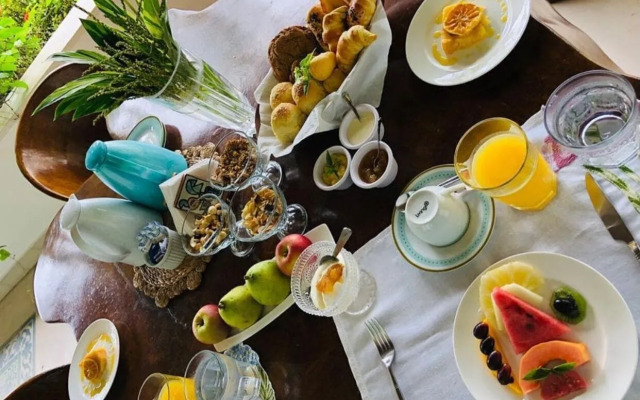 Casa Brasileira - Hotel Galeria