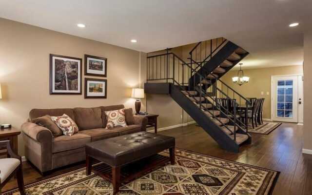 Top Notch By Signature Vacation Rentals