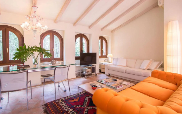 Oriental Apartment Gardens Views 2 pax