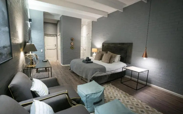 Ruby Rose Country House