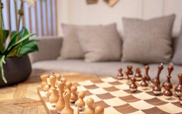 Nasma Luxury Stays- BLVD Central Podium