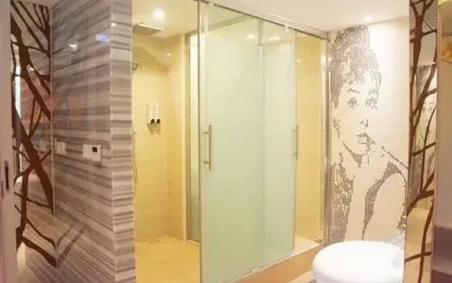 Yi Bai Hotel- Wuhan