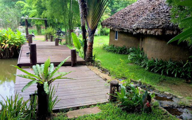 Pho Rak Nah Pai Hotel