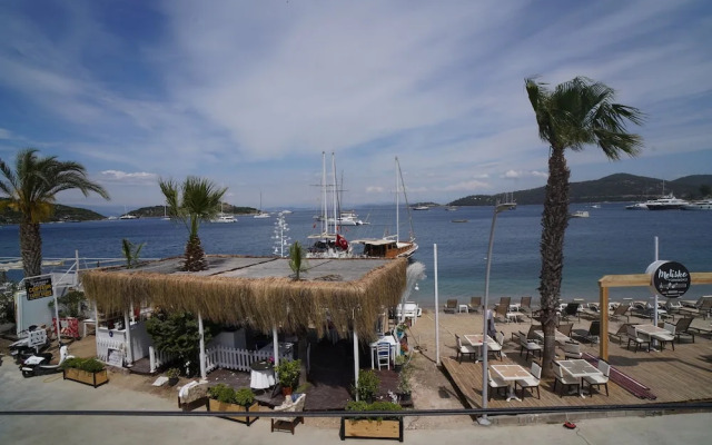 Melisko Beach Hotel
