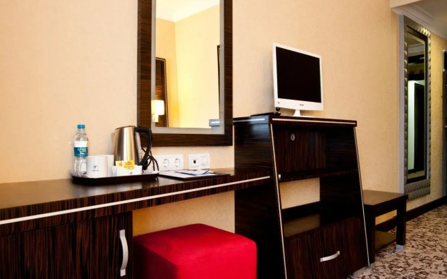 Turist Hotel
