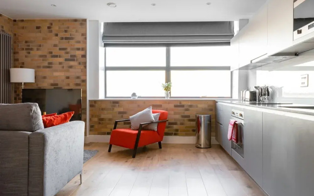 Platinum Apartment in Central Camden 9984