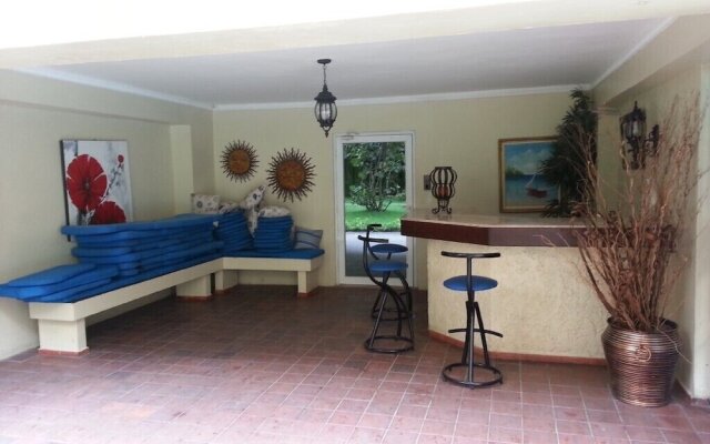 Spacious & Comfortable Penthouse in DR